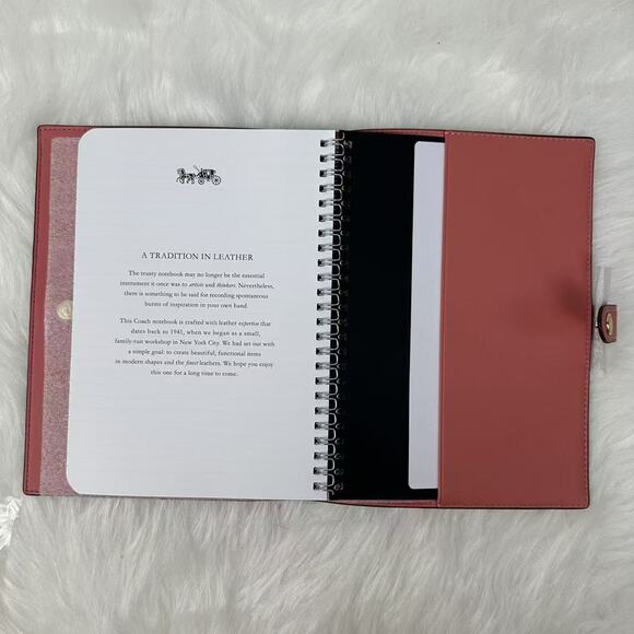 Coach Notebook In Glovetanned Leather In Pink NWT - Picture 3 of 5